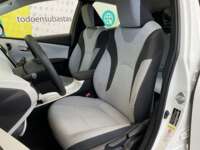 Toyota Prius 2017 5p Base Hibrido L4/1.8 Aut 2017 Toyota Prius Venta Interiores 21