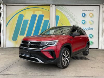 Volkswagen Taos 2024 5p Highline L4/1.4/T Tiptronic