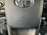 Toyota Prius 2019 5p Base CVT 2019 Toyota Prius Venta Interiores 14