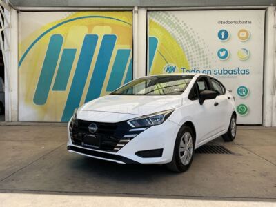 Nissan Versa 2024 4p Sense L4/1.6 CVT