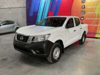Nissan NP300 Doble Cabina 2020 4p S L4/2.5 Man A/A Paq. Seg. 2020 Nissan NP300 Doble Cabina Venta Exteriores 1