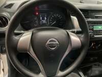 Nissan NP300 Doble Cabina 2020 4p S L4/2.5 Man A/A Paq. Seg. 2020 Nissan NP300 Doble Cabina Venta Interiores 1