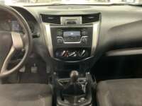 Nissan NP300 Doble Cabina 2020 4p S L4/2.5 Man A/A Paq. Seg. 2020 Nissan NP300 Doble Cabina Venta Interiores 4