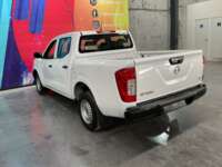 Nissan NP300 Doble Cabina 2020 4p SE L4/2.5 Man A/A Paq. Seg 2020 Nissan NP300 Doble Cabina Venta Exteriores 5