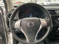 Nissan NP300 Doble Cabina 2020 4p SE L4/2.5 Man A/A Paq. Seg 2020 Nissan NP300 Doble Cabina Venta Interiores 1