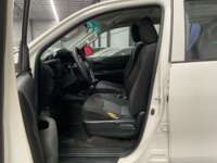 Toyota Hilux 2019 4p Doble Cabina Base L4/2.7 Man  2019 Toyota Hilux Venta Interiores 13