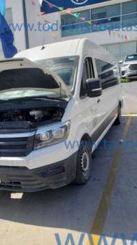 Volkswagen Crafter 2022 5p Van L4/2.0/TDI Aut A/A 4.9/Ton LWB IMG-20250324-WA0210