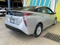 Toyota Prius 2017 5p Base Hibrido L4/1.8 Aut 2017 Toyota Prius Venta Exteriores 5