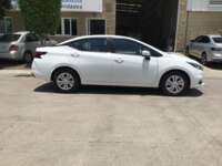 Nissan Versa 2021 4p Sense L4/1.6 CVT 2021 Nissan Versa Venta Exteriores 4