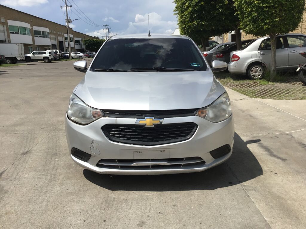 Chevrolet Aveo 2020 4p LS L4/1.5 Aut       2020 Chevrolet Aveo Venta Exteriores 2