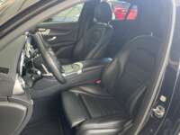 Mercedes-Benz Clase GLC 2022 5p 300 e L4/2.0/T 9G-Tronic 4Matic 2022 Mercedes-Benz Clase GLC Venta Interiores 17