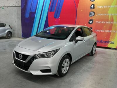 Nissan Versa 2020 