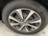 Toyota Prius 2021  2021 Toyota Prius Venta Llantas 7