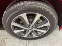 Toyota Prius 2021  2021 Toyota Prius Venta Llantas 10