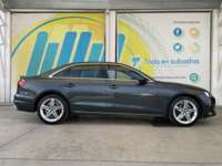 Audi A4 2022 4p Sedán 40 Select Mild Hybrid L4/2.0/T S-Tronic 2022 Audi A4 Venta Exteriores 4