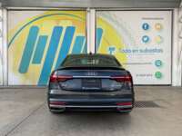 Audi A4 2022 4p Sedán 40 Select Mild Hybrid L4/2.0/T S-Tronic 2022 Audi A4 Venta Exteriores 6
