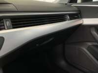 Audi A4 2022 4p Sedán 40 Select Mild Hybrid L4/2.0/T S-Tronic 2022 Audi A4 Venta Interiores 10