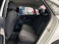 Volkswagen Vento 2021 4p Comfortline Plus L4/1.6 Man 2021 Volkswagen Vento Venta Interiores 19