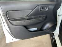 Mitsubishi L200 2023 4p GLX Doble Cabina Diesel Man 4X4 2023 Mitsubishi L200 Venta Interiores 14