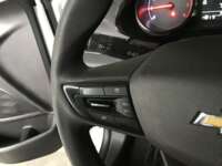 Chevrolet Onix 2022 4p LS L3/1.0/T Man  2022 Chevrolet Onix Venta Interiores 5