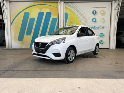 Nissan March 2022 5p Sense L4/1.6 Aut