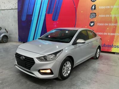 Hyundai Accent 2021 4p GL Mid L4/1.6 Aut  