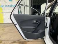 Volkswagen Vento 2021 4p Comfortline Plus L4/1.6 Man 2021 Volkswagen Vento Venta Interiores 16