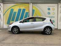 Toyota Prius 2019 5p C Hibrido L4/1.5/Aut 2019 Toyota Prius Venta Exteriores 8