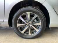 Toyota Prius 2019 5p C Hibrido L4/1.5/Aut 2019 Toyota Prius Venta Llantas 10