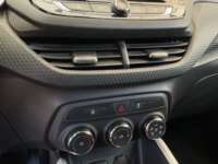 Chevrolet Onix 2023 4p LT L3/1.0/T Aut   2023 Chevrolet Onix Venta Interiores 9