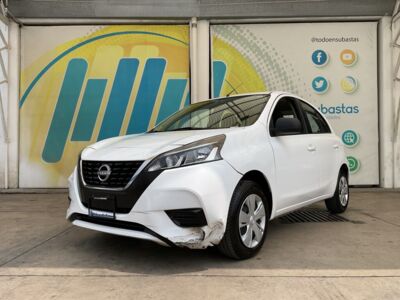 Nissan March 2022 5p Sense L4/1.6 Aut