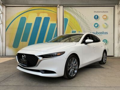Mazda 3 2022 4p Sedán i Grand Touring L4/2.5 Skyactiv-Drive