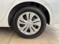 Nissan Versa 2024  2024 Nissan Versa Venta Llantas 4
