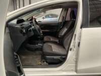 Toyota Prius 2021  2021 Toyota Prius Venta Interiores 13