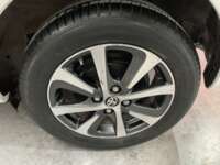 Toyota Prius 2021  2021 Toyota Prius Venta Llantas 4