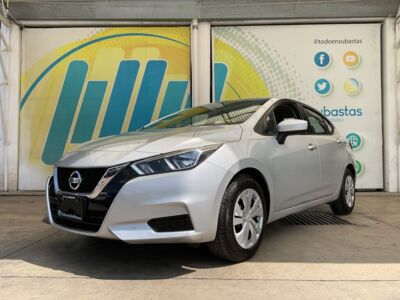 Nissan Versa 2020 4p Sense L4/1.6 CVT Línea Nueva