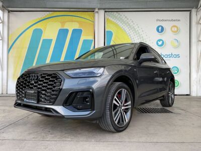 Audi Q5 2023 5p 45 S Line Sportback L4/2.0/T S-Tronic Quattro