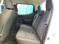 Nissan NP300 Pick Up 2020 2p L4/2.5 Man A/A 2020 Nissan NP300 Pick Up Venta Interiores 16