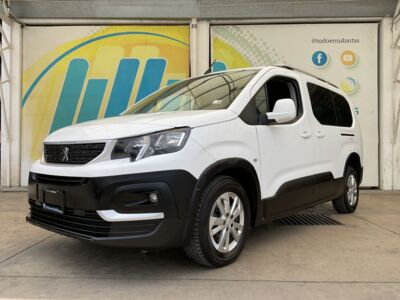Peugeot Rifter 2020 5p Allure L4/1.6/T Diesel Man