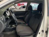 Nissan Versa 2019 4p Advance L4/1.6 Man 2019 Nissan Versa Venta Interiores 17