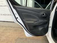 Nissan Versa 2019 4p Advance L4/1.6 Man 2019 Nissan Versa Venta Interiores 18