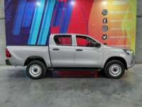 Toyota Hilux 2020 4p Doble Cabina Base L4/2.7 Man 2020 Toyota Hilux Venta Exteriores 8