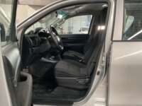 Toyota Hilux 2020 4p Doble Cabina Base L4/2.7 Man 2020 Toyota Hilux Venta Interiores 13
