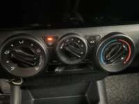 Toyota Hilux 2020 4p Doble Cabina Base L4/2.7 Man 2020 Toyota Hilux Venta Interiores 7