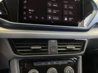Volkswagen Taos 2024 5p Comfortline L4/1.4/T Tiptronic 2024 Volkswagen Taos Venta Interiores 11
