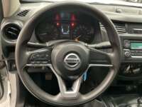 Nissan NP300 Pick Up 2021 2p L4/2.5 Man DH A/A 2021 Nissan NP300 Pick Up Venta Interiores 1