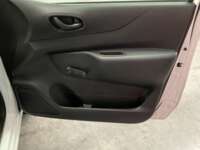 Nissan NP300 Pick Up 2021 2p L4/2.5 Man DH A/A 2021 Nissan NP300 Pick Up Venta Interiores 16