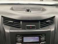 Nissan NP300 Pick Up 2021 2p L4/2.5 Man DH A/A 2021 Nissan NP300 Pick Up Venta Interiores 5
