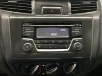 Nissan NP300 Pick Up 2021 2p L4/2.5 Man DH A/A 2021 Nissan NP300 Pick Up Venta Interiores 6
