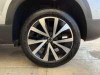 Volkswagen Taos 2024 5p Highline L4/1.4/T Tiptronic 2024 Volkswagen Taos Venta Llantas 4